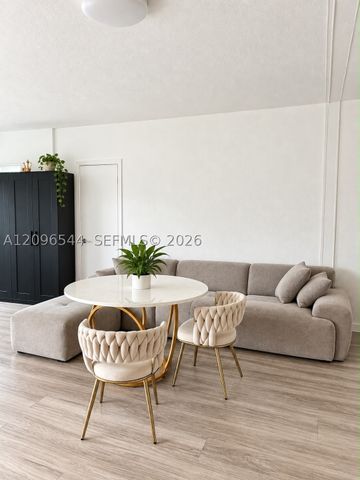 7712 Byron Ave 3, Miami Beach, FL 33141