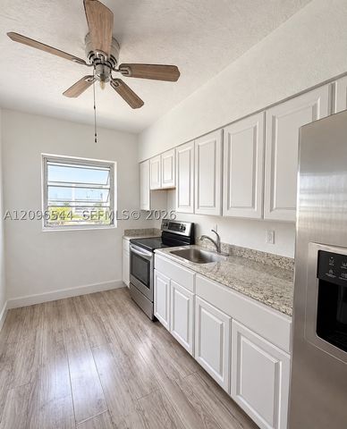 7712 Byron Ave 3, Miami Beach, FL 33141