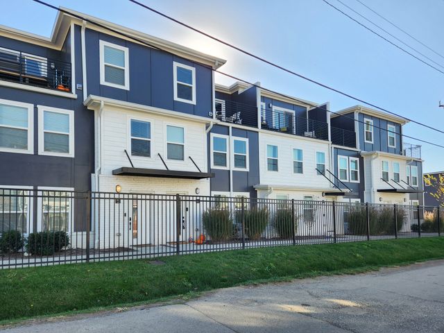 107 Queen Ave, Nashville, TN 37207