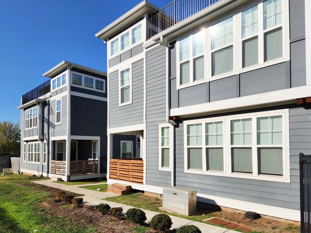 107 Queen Ave, Nashville, TN 37207