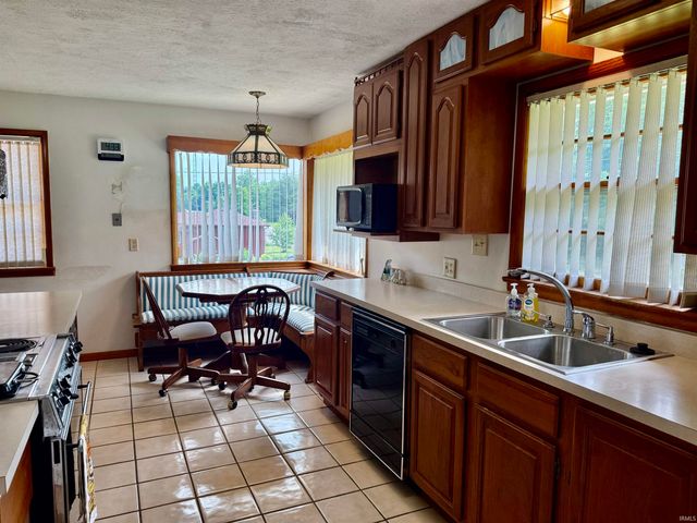 5569 S Fairfax Road, Bloomington, IN 47401