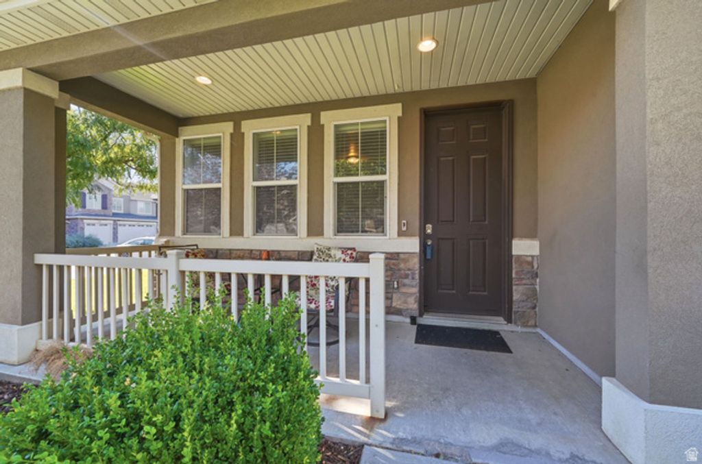 873 W HALSTEAD DR, North Salt Lake, UT 84054 — photo 3