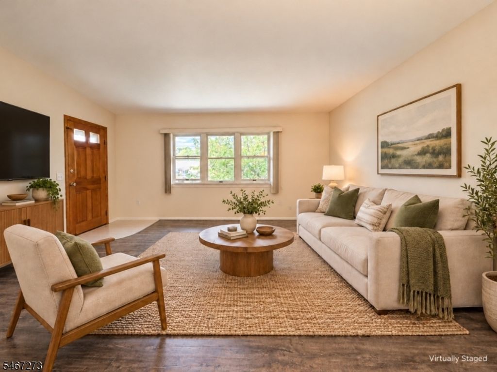 9 Hawaii Ct C, Old Bridge Twp., NJ 07747 — exterior