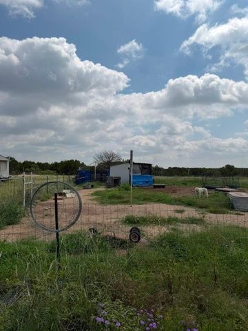 3828 W Fm 219, Hico, TX 76457