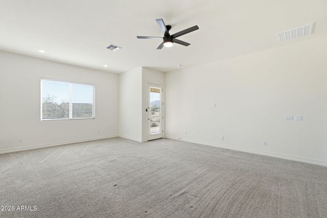 19407 W SELDON Lane, Waddell, AZ 85355