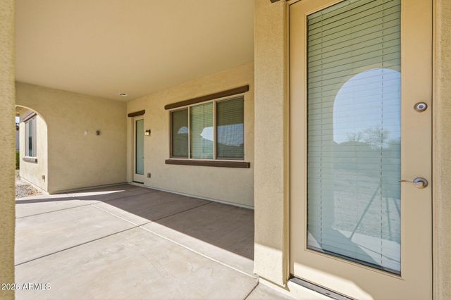 19407 W SELDON Lane, Waddell, AZ 85355