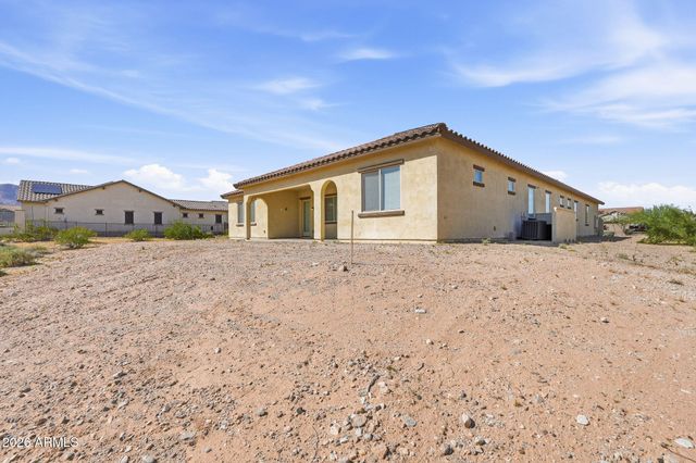 19407 W SELDON Lane, Waddell, AZ 85355