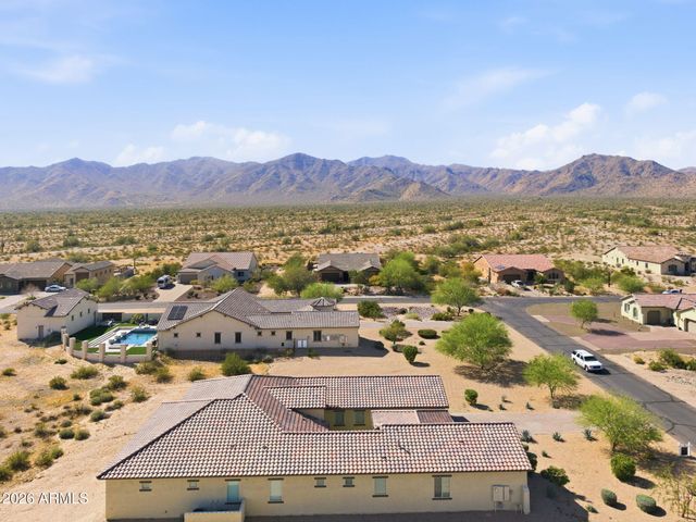 19407 W SELDON Lane, Waddell, AZ 85355