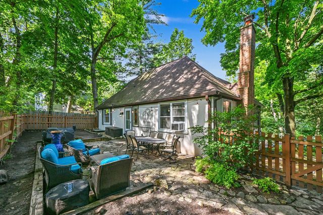 1228 Valley ROAD, Twin Lakes, WI 53181
