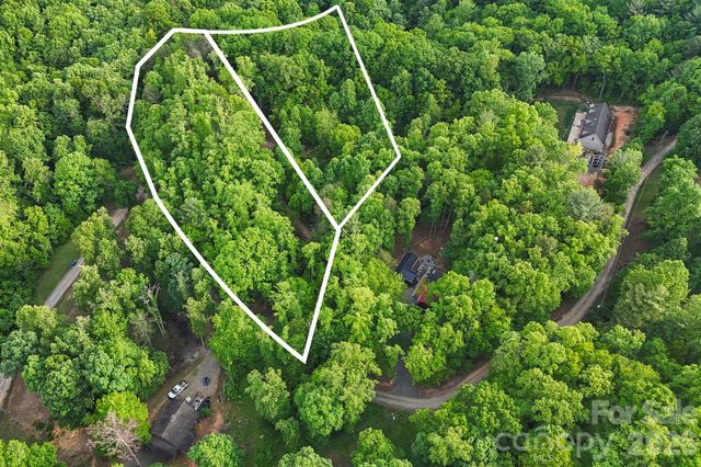 108 High Top Mountain Road A & B, Leicester, NC 28748