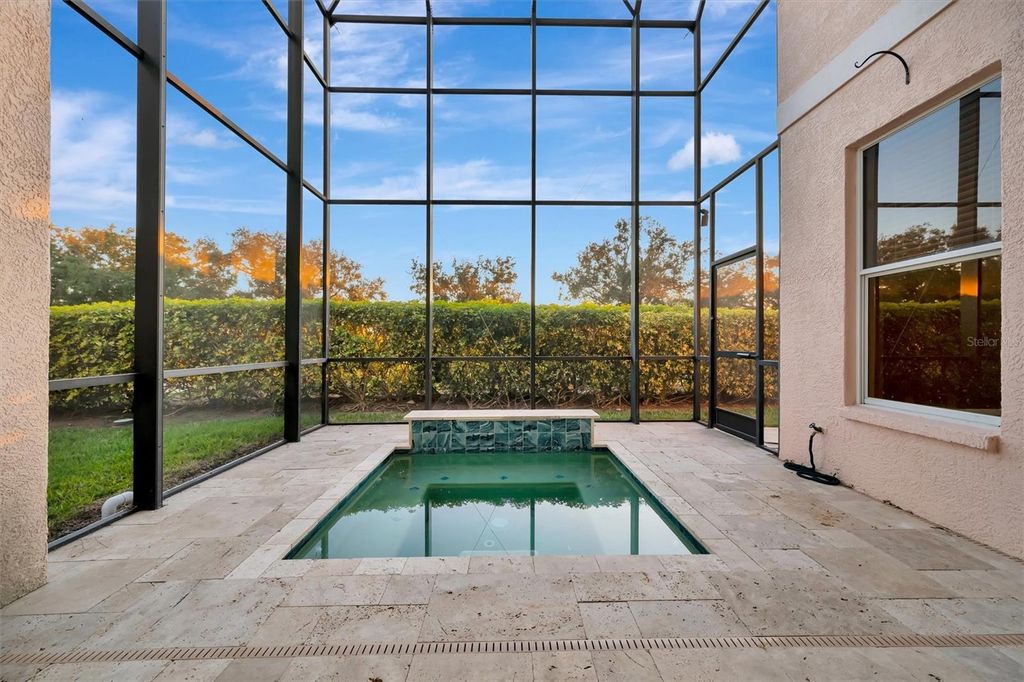 Image 3 of property listing at 4510 MURCIA BOULEVARD 16, Sarasota, FL 34238