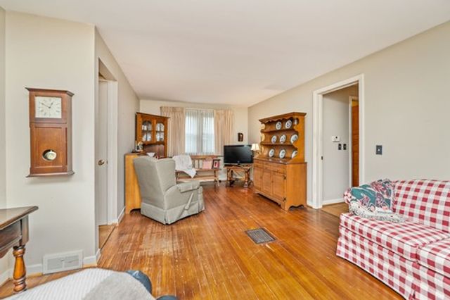 1482 Jay Street, Rochester, NY 14611