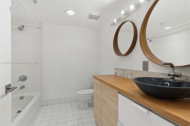 36 NW 6th Ave TS-4, Miami, FL 33128