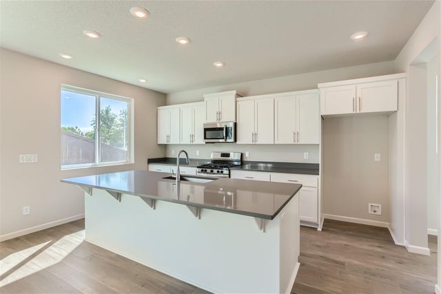63253 Carly Ln, Bend, OR 97701