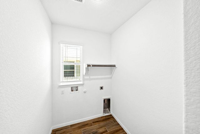 279 Rieber RD, Kyle, TX 78640