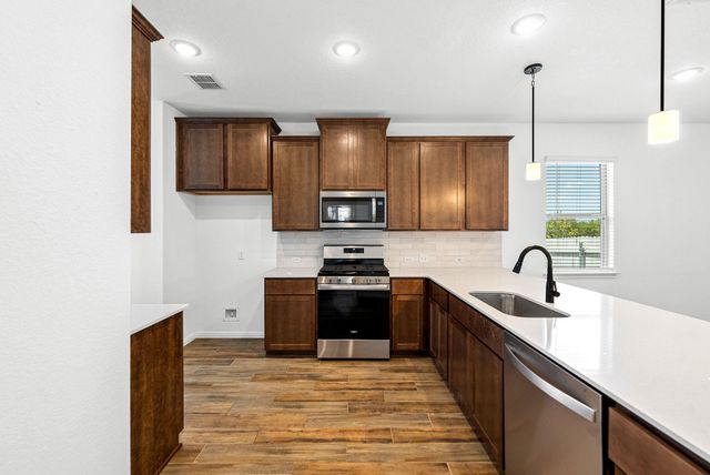 279 Rieber RD, Kyle, TX 78640