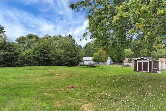 5640 Raintree Trce, Oakwood, GA 30566