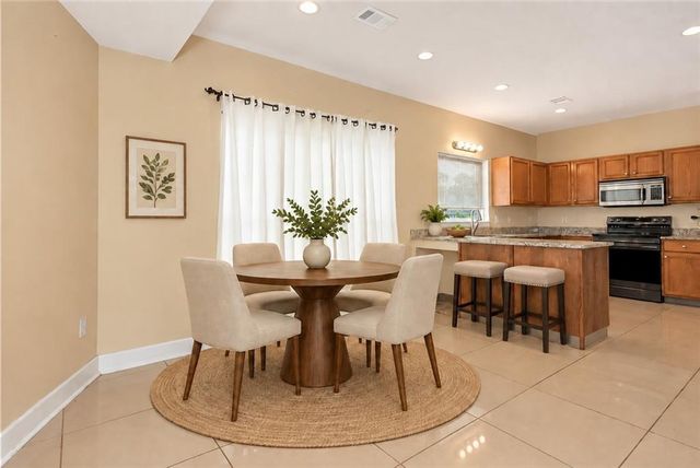 5640 Raintree Trce, Oakwood, GA 30566