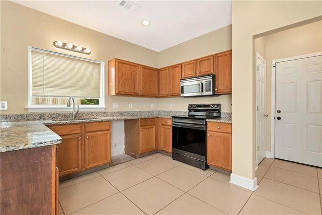 5640 Raintree Trce, Oakwood, GA 30566