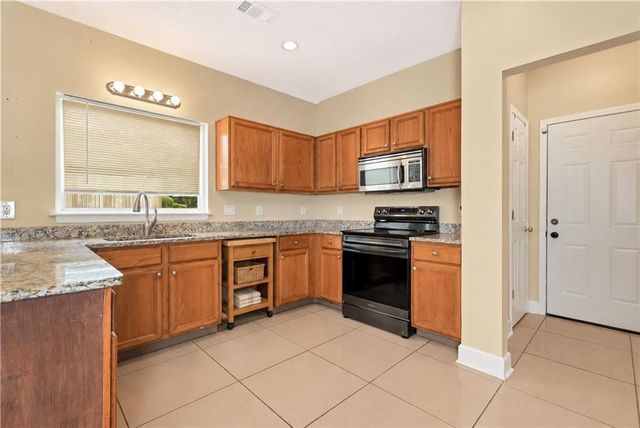 5640 Raintree Trce, Oakwood, GA 30566