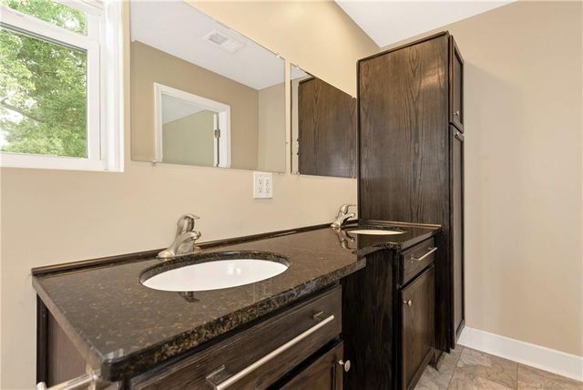 5640 Raintree Trce, Oakwood, GA 30566