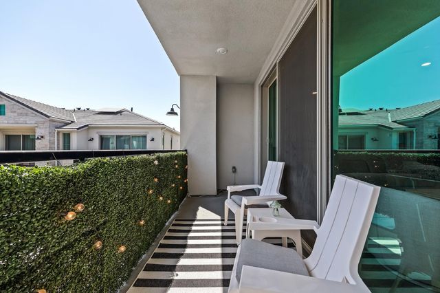 464 W Balsam Lane, Clovis, CA 93611
