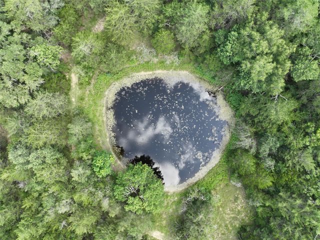 1359 County Road 208, Weimar, TX 78962