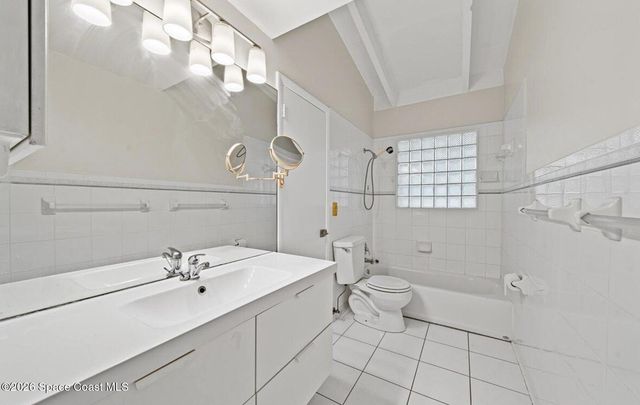 2329 Saint Andrews Circle, Melbourne, FL 32901