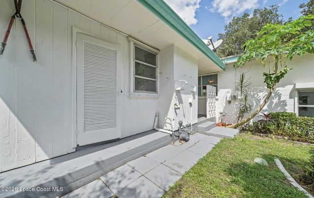 2329 Saint Andrews Circle, Melbourne, FL 32901