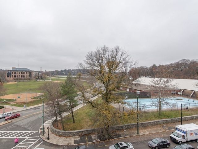 374 Chestnut Hill Ave 54, Boston, MA 02135
