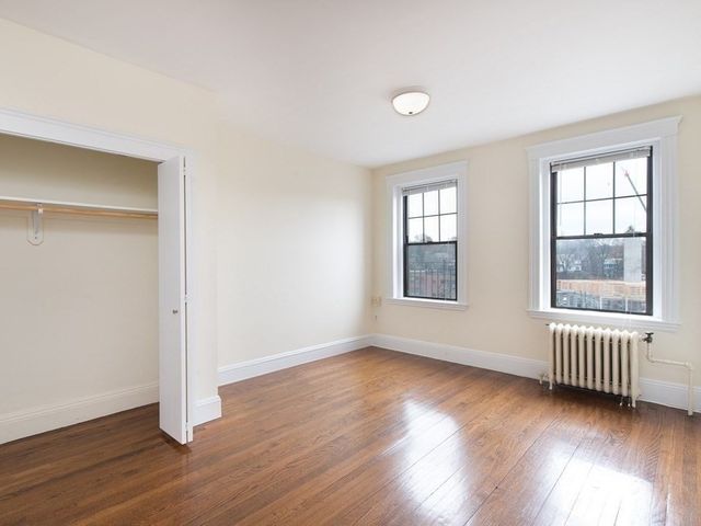 374 Chestnut Hill Ave 54, Boston, MA 02135