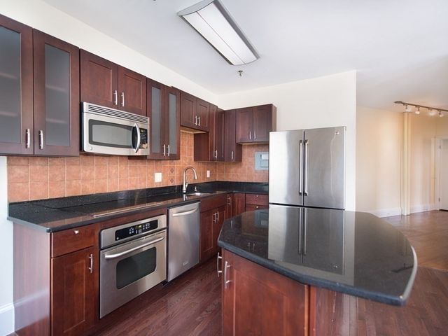374 Chestnut Hill Ave 54, Boston, MA 02135