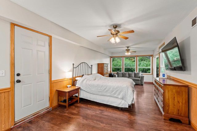 2945 Cottonwood COURT, Brookfield, WI 53005