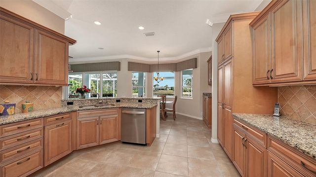 364 SWALLOW CIRCLE, Venice, FL 34285