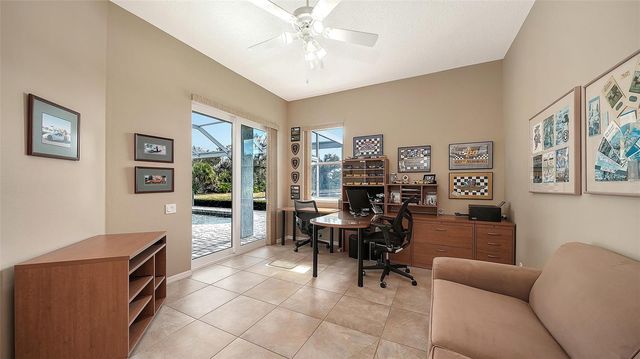364 SWALLOW CIRCLE, Venice, FL 34285