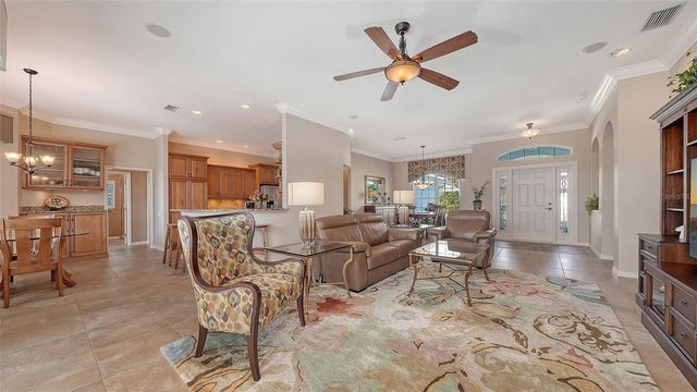364 SWALLOW CIRCLE, Venice, FL 34285