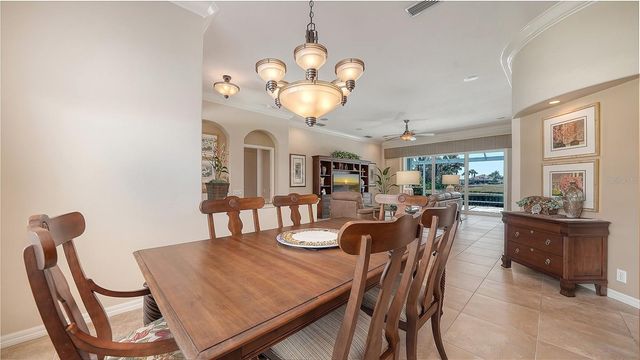 364 SWALLOW CIRCLE, Venice, FL 34285