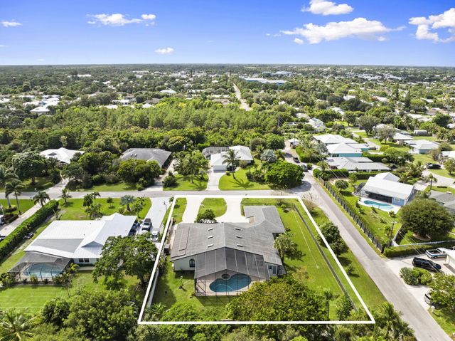 4599 SE Halston Court, Stuart, FL 34997