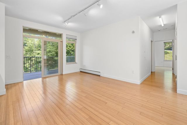 11 Gile Dr Unit 1B, Hanover, NH 03755