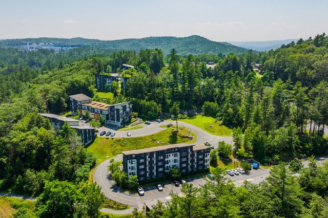 11 Gile Dr Unit 1B, Hanover, NH 03755