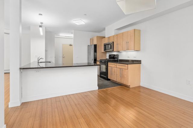 11 Gile Dr Unit 1B, Hanover, NH 03755