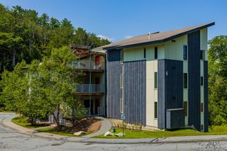 11 Gile Dr Unit 1B, Hanover, NH 03755