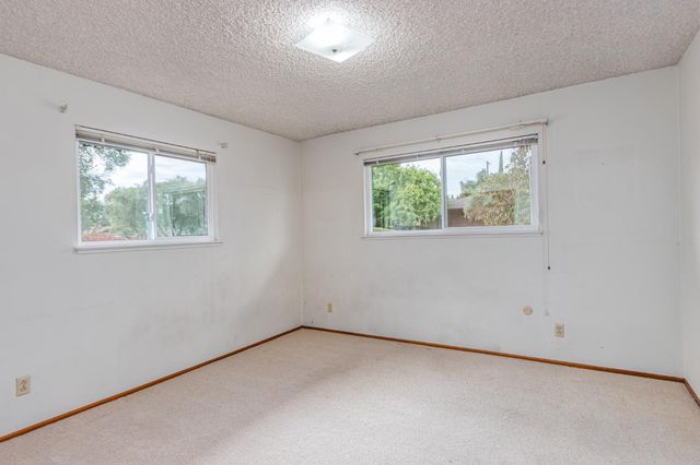 1510 Barnett Cir, Carmichael, CA 95608