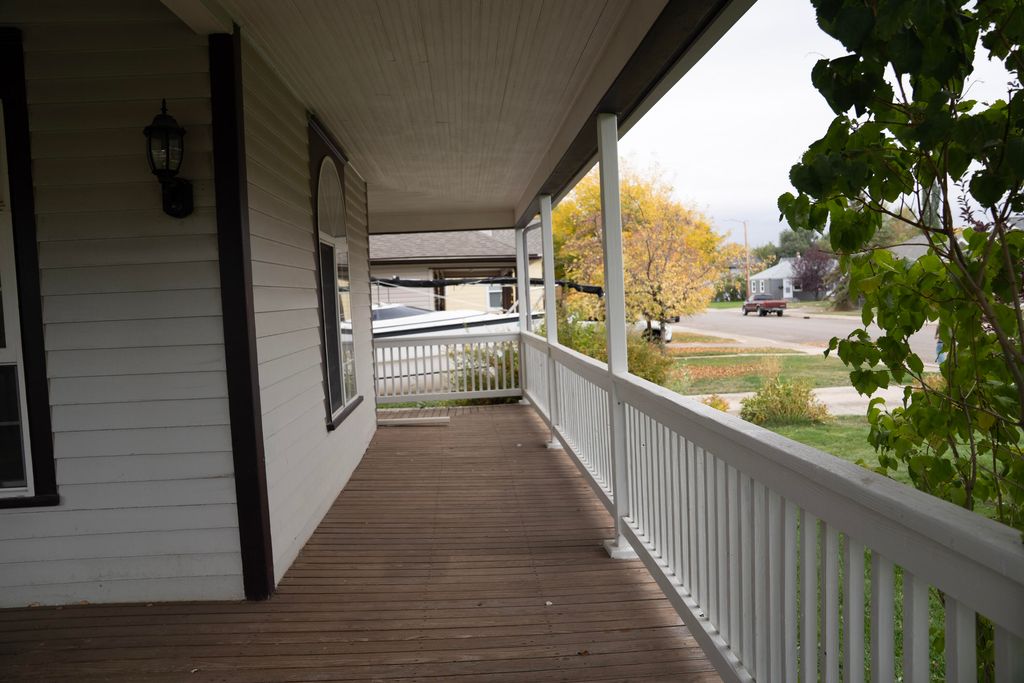 603 Sumner Street, Sheridan, WY 82801 photo 3