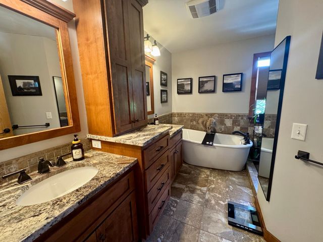 2667 Waterford Court, Saint Cloud, MN 56301