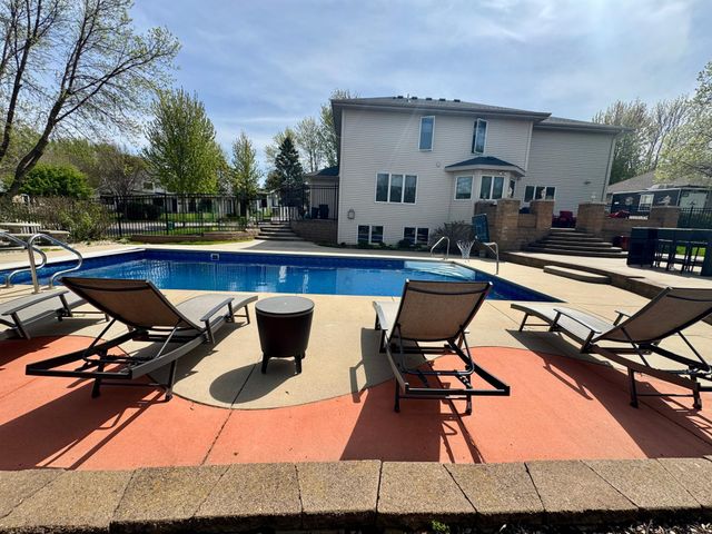 2667 Waterford Court, Saint Cloud, MN 56301