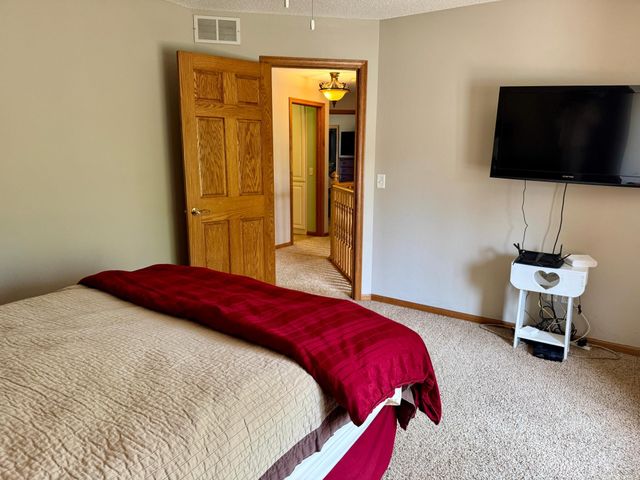 2667 Waterford Court, Saint Cloud, MN 56301