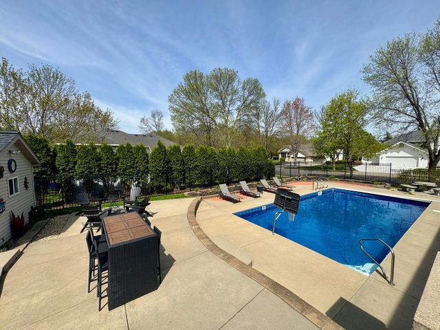 2667 Waterford Court, Saint Cloud, MN 56301