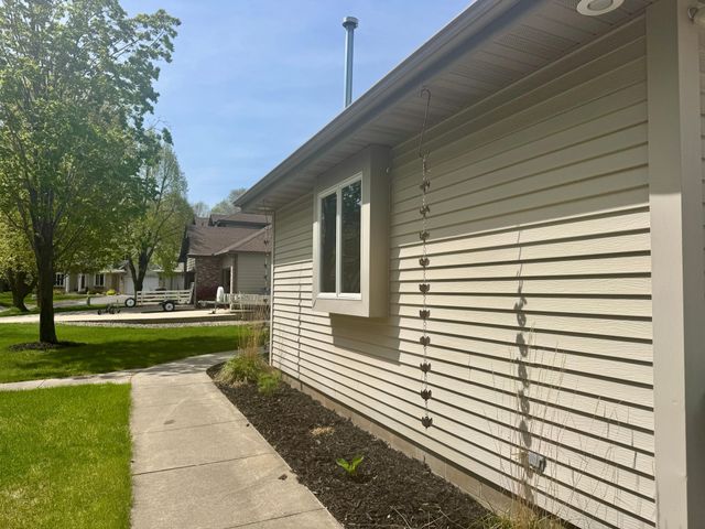2667 Waterford Court, Saint Cloud, MN 56301