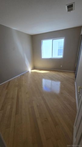 11442 Trailbrook Ln, San Diego, CA 92128